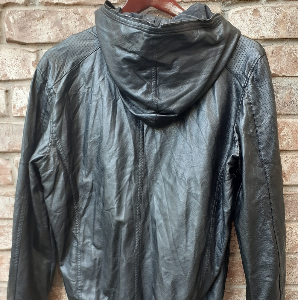 Full zip pleather jacket - Picture 3 of 3